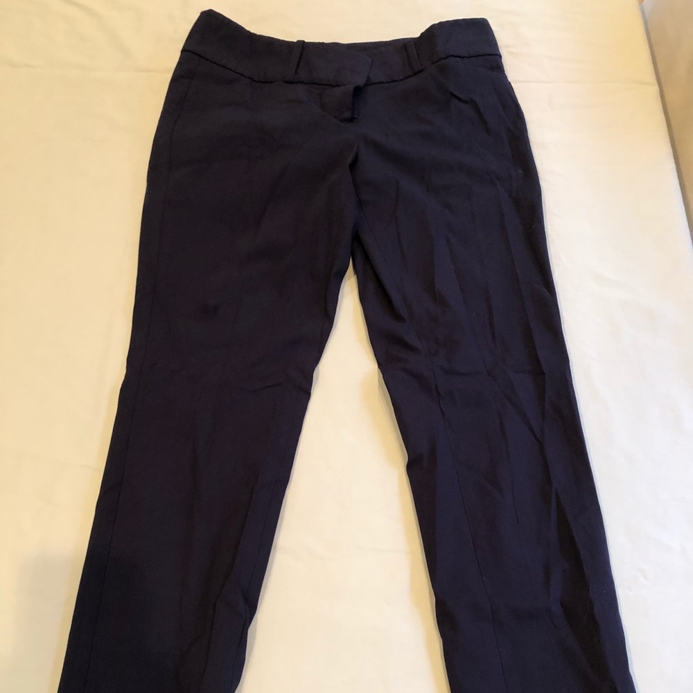 The Limited Exact Stretch Cropped Navy size 6